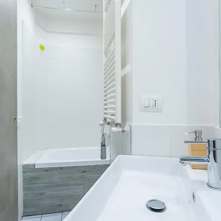 The Loft Gallery By Giulia