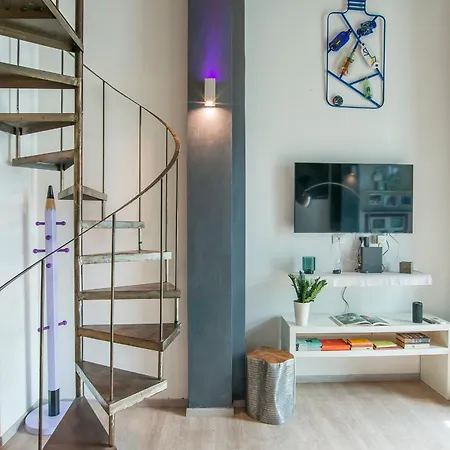 The Loft Gallery By Giulia * Roma