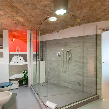 The Loft Gallery By Giulia Apartment