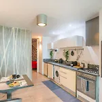The Loft Gallery By Giulia Apartment *